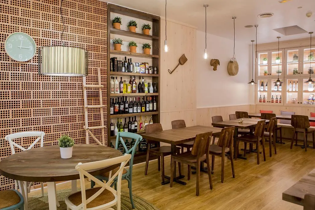 Hostal La Creu Mora d'Ebre Guest house