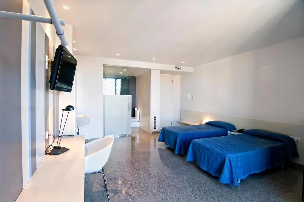 Hostal La Creu Mora d'Ebre Guest house